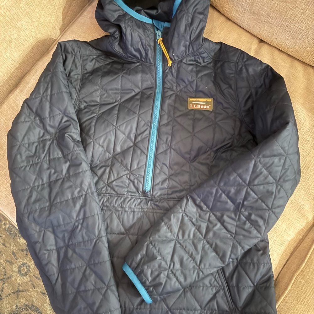 L.L. Bean Navy Quilted Pullover with Blue Accents